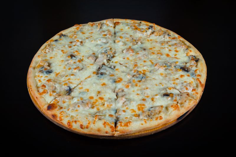 pizzaluce pepperoni supreme pizza with melted cheese