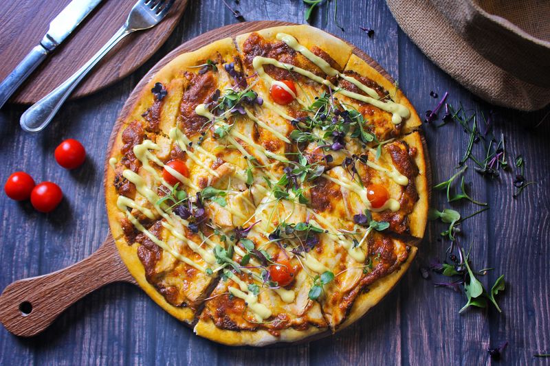 luce pizza quattro formaggi four cheese artisan pizza
